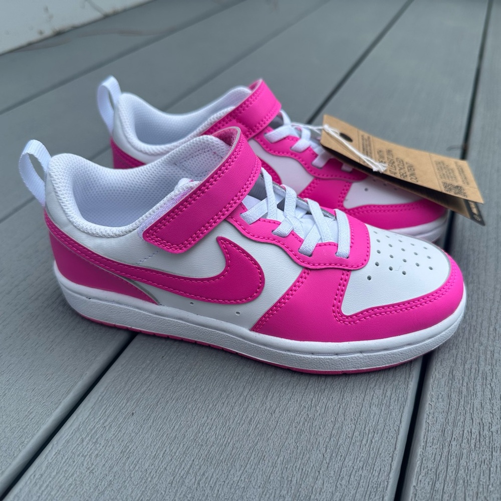 NIKE girls Court Borough Low Sneakers .. 12.5 NEW IN BOX